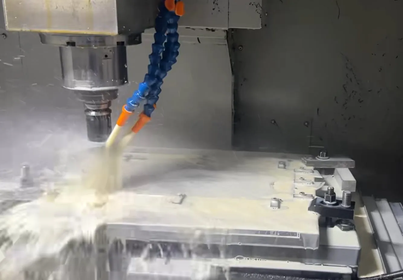 Milling with flood coolant
